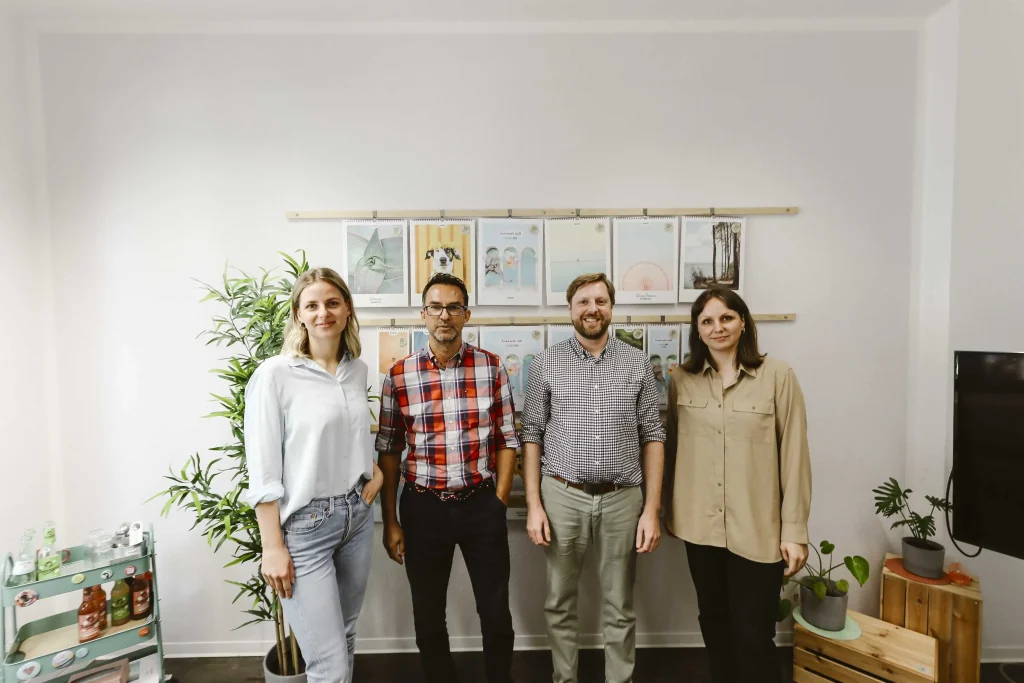 Vier Personen Gruppenfoto