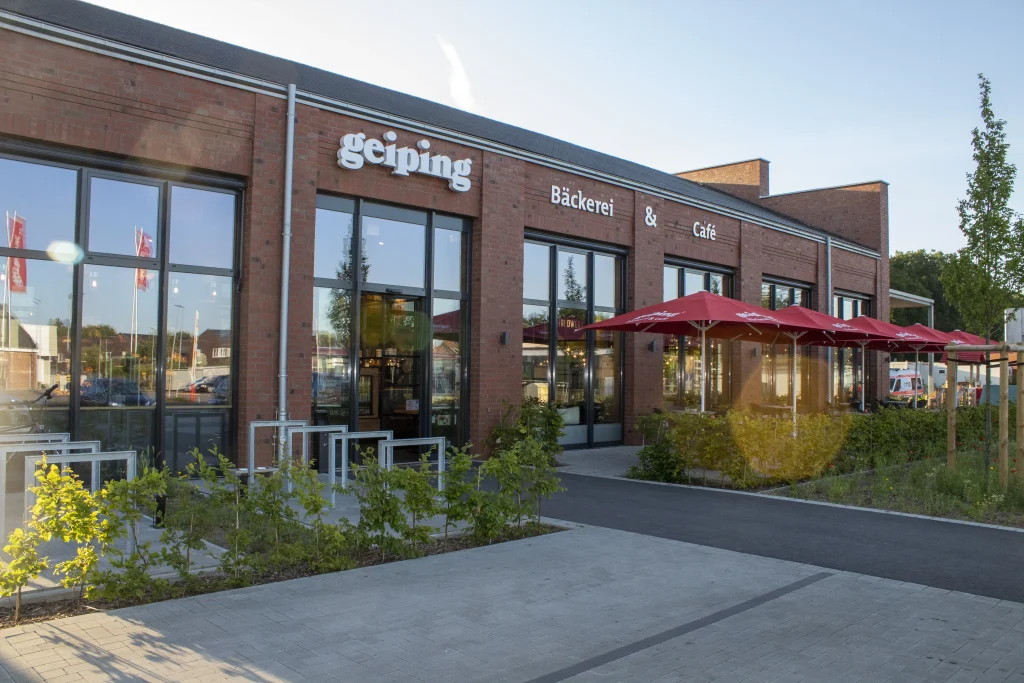 Außenansicht einer Filiale der Bäckerei Geiping