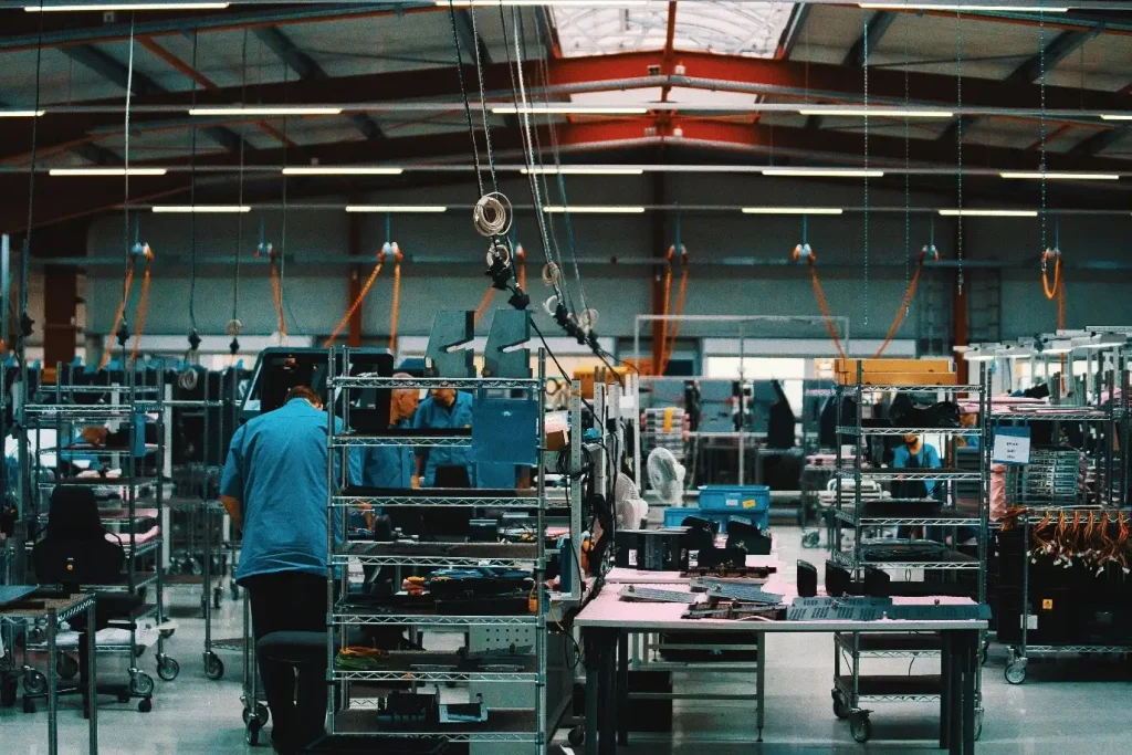 Mithilfe eines Shop-Floor-Management-Systems optimiert die Computermanufaktur Pyramid GmbH im Werk Arnstadt ihre Produktions- und Montageprozesse.
