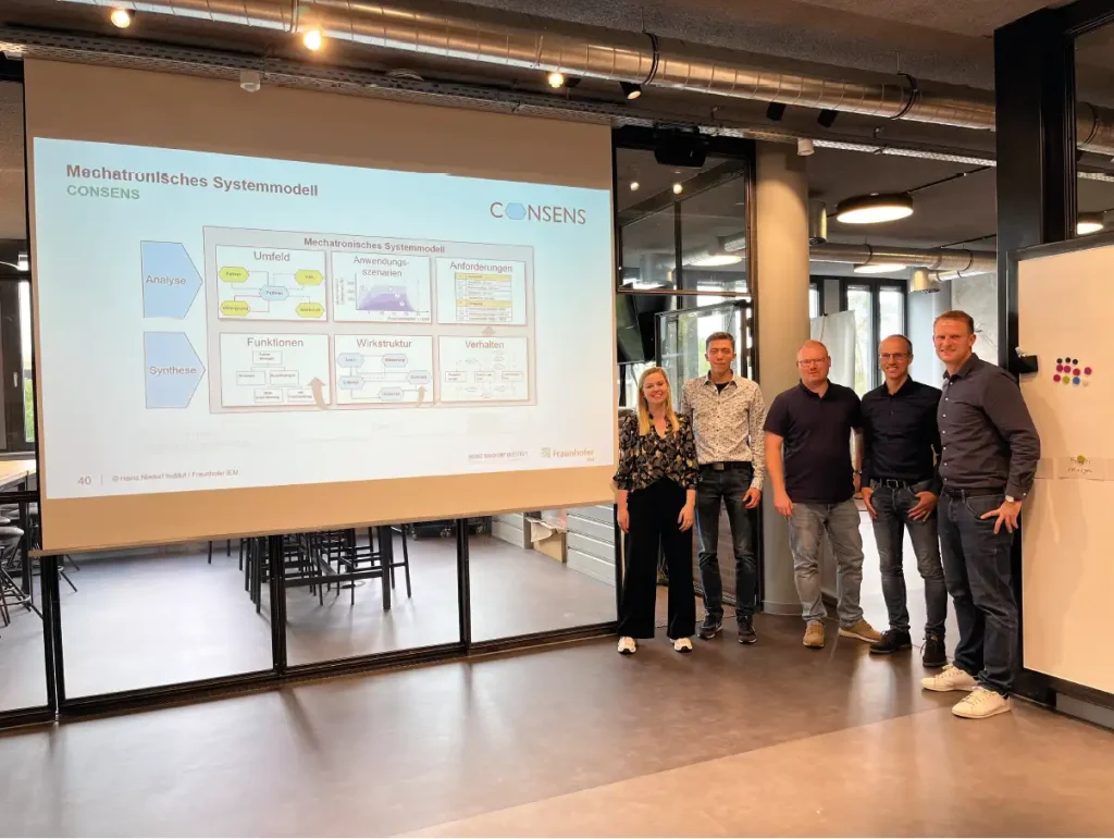 Gruppenfoto im Workshopraum
